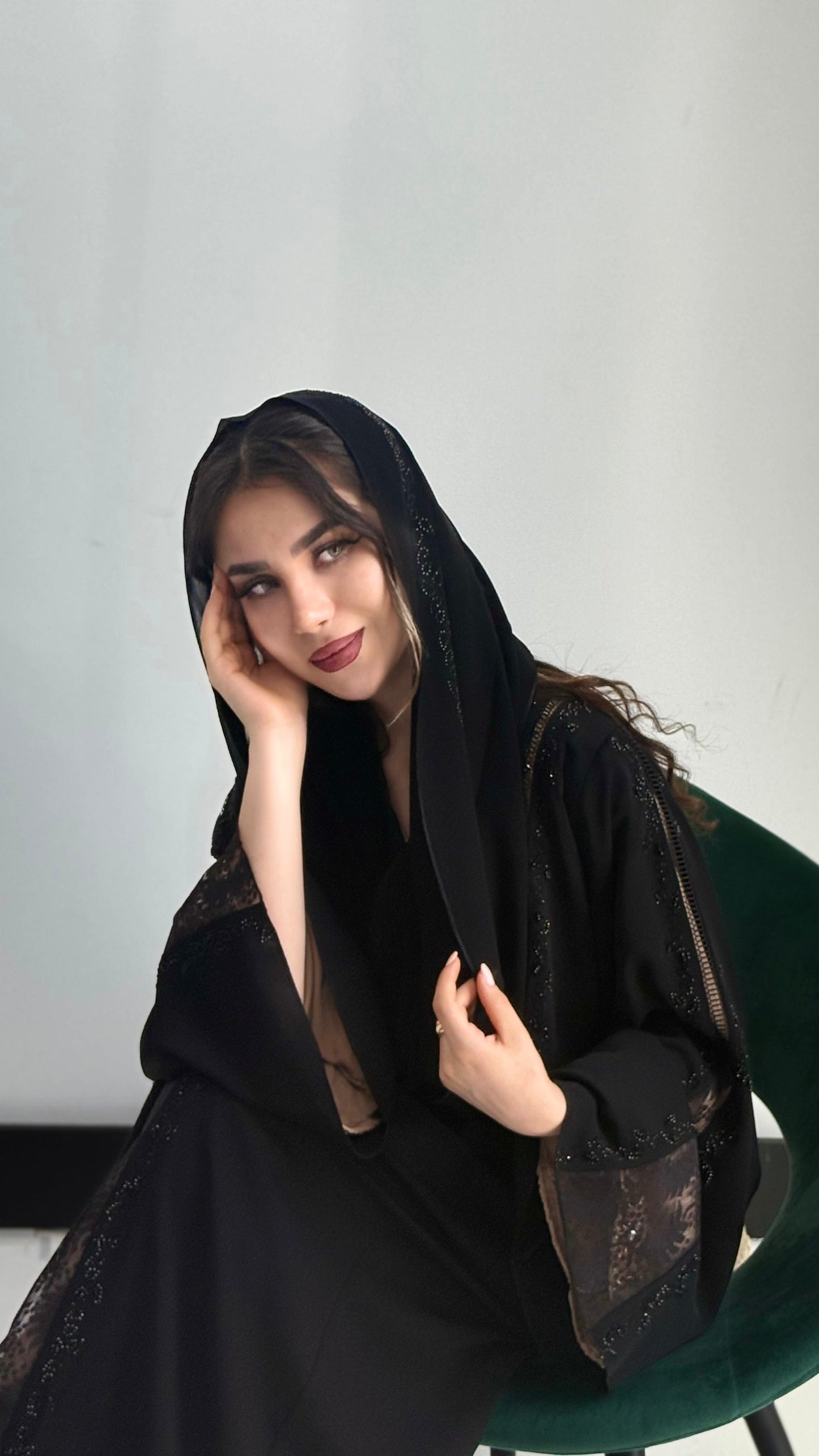 Lace Mukhawar Abaya