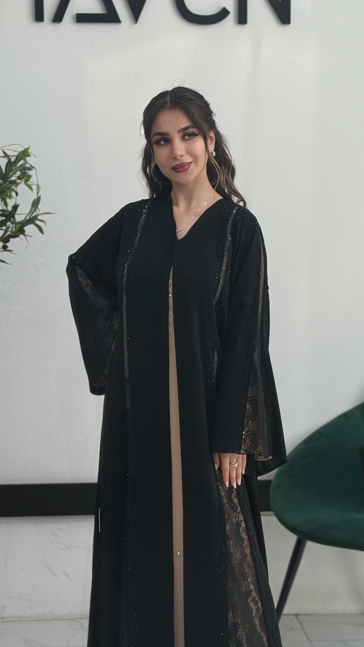 Lace Mukhawar Abaya